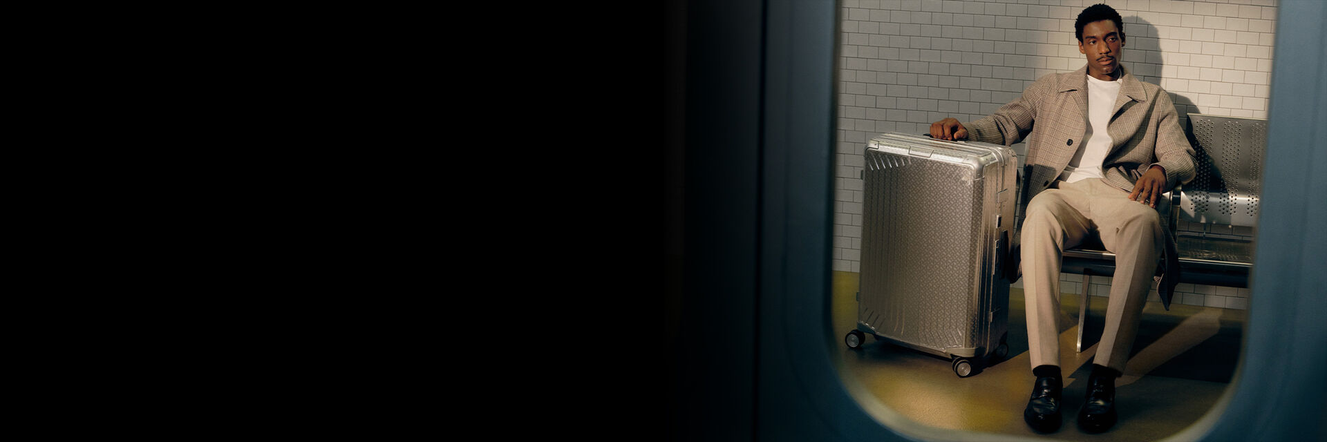  COMPARE ALL SIZES WITH AUGMENTED REALITY 