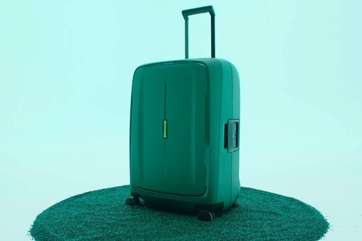 MADE WITH RECYCLED MATERIALS