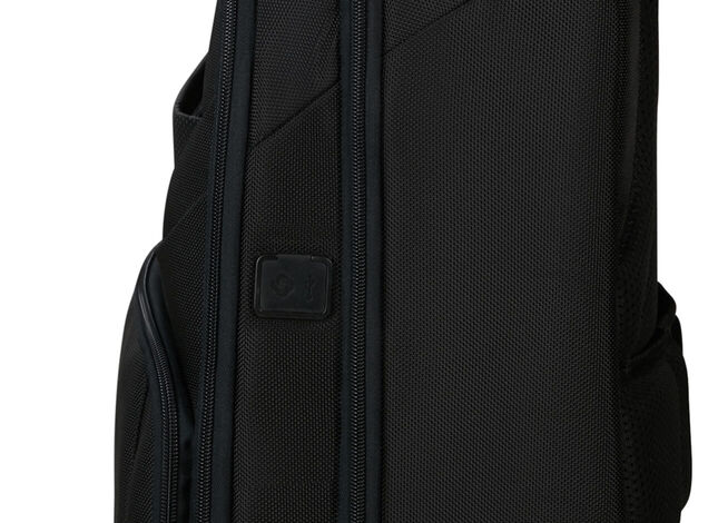 Two integrated USB ports