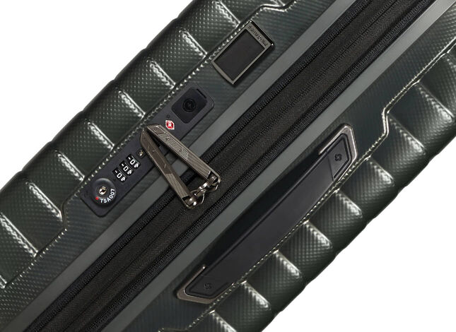 Practical interior with expandability