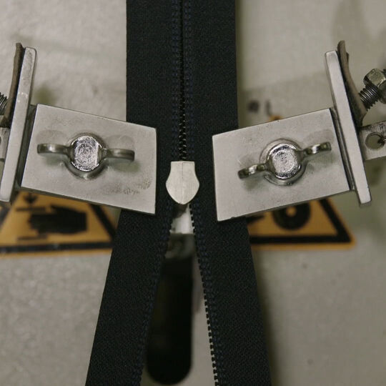 Slide fastening reciprocrating