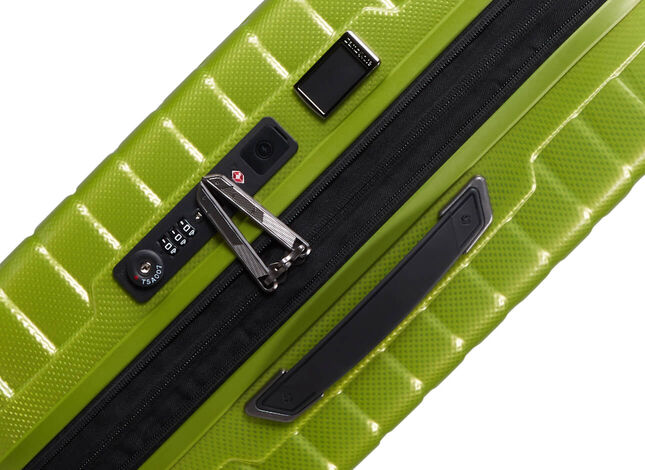 Practical interior with expandability