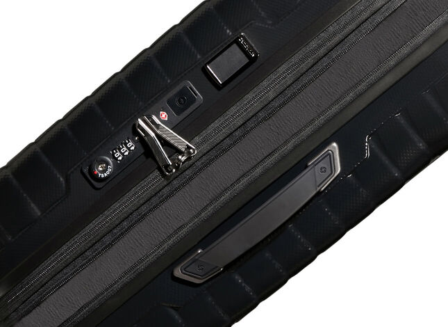 Practical interior with expandability