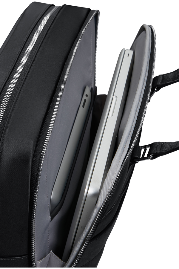 Samsonite Karissa Evo Bailhandle 15.6' 2 Comp  Black