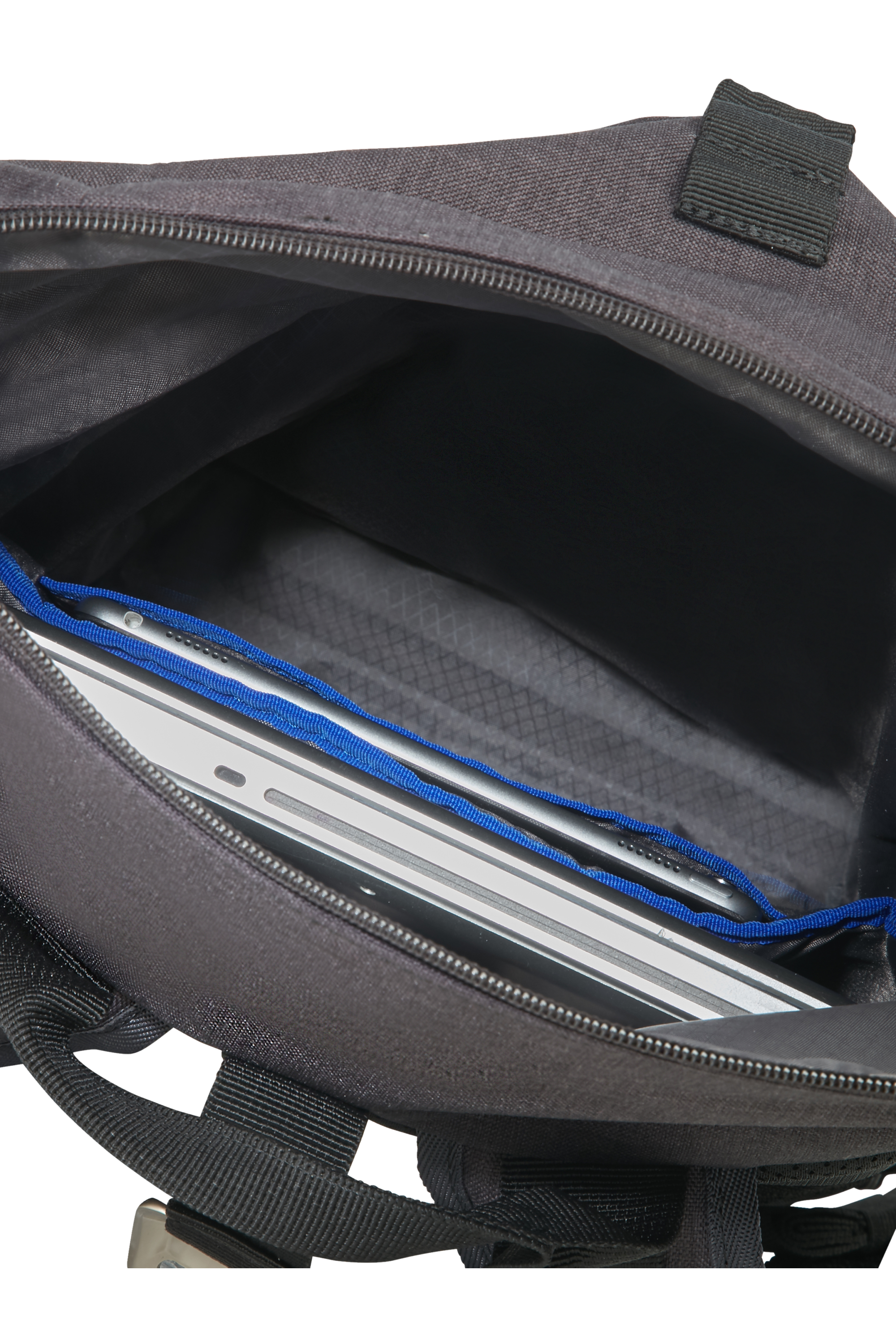 samsonite ziproll backpack