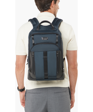 Urban-Eye Backpack 15.6" 46 x 32 x 9/24 cm | 1.2 kg