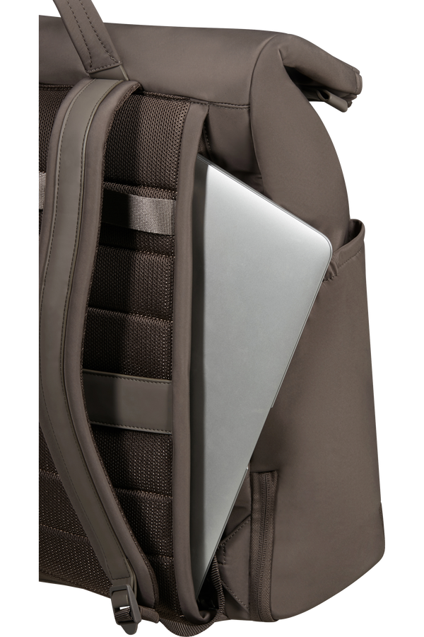 Essentis Backpack 15.6"