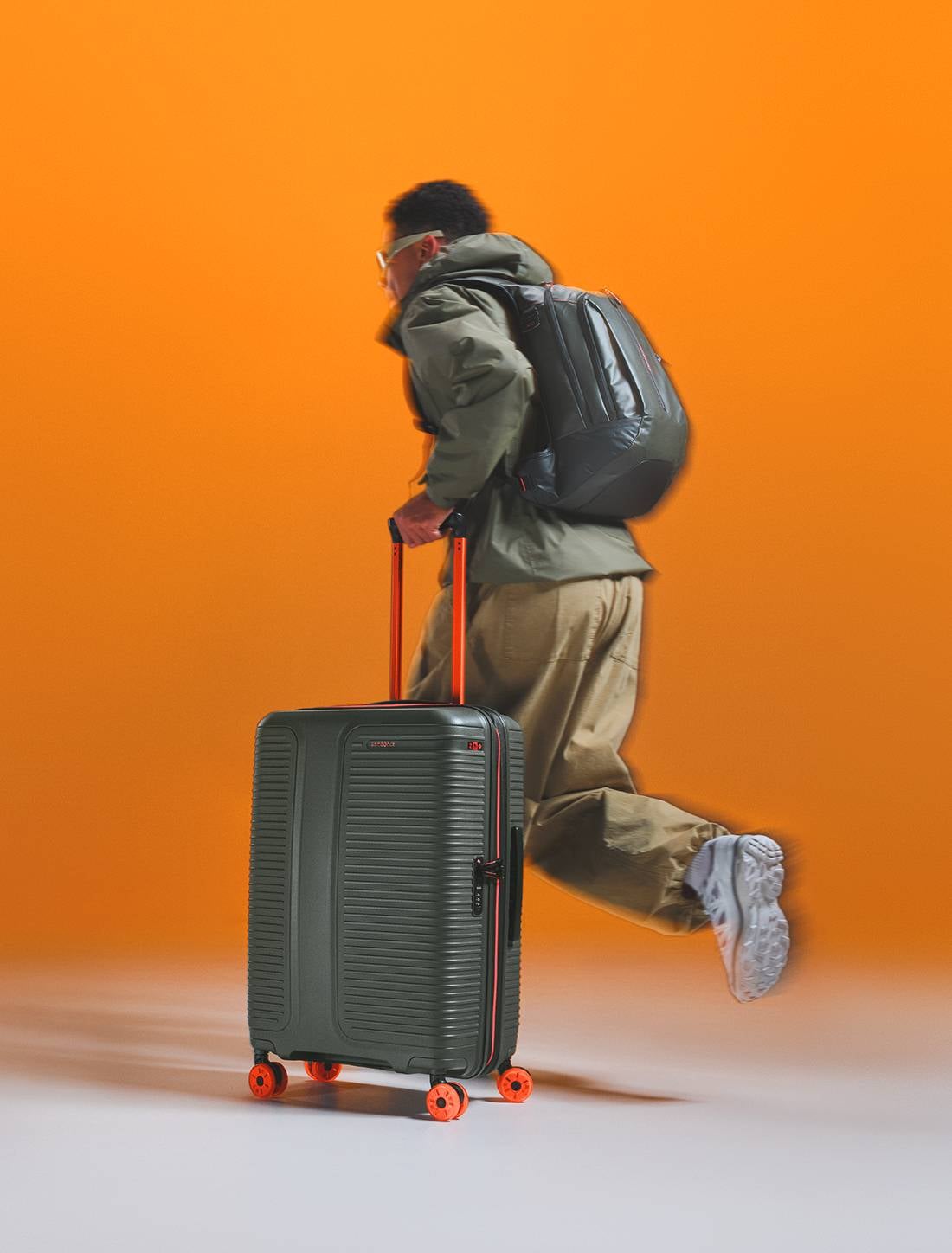 THE UNSTOPPABLE TRAVEL COMBO